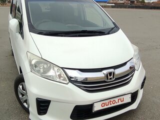 2014 Honda Freed I Рестайлинг, белый, 1280000 рублей, вид 5