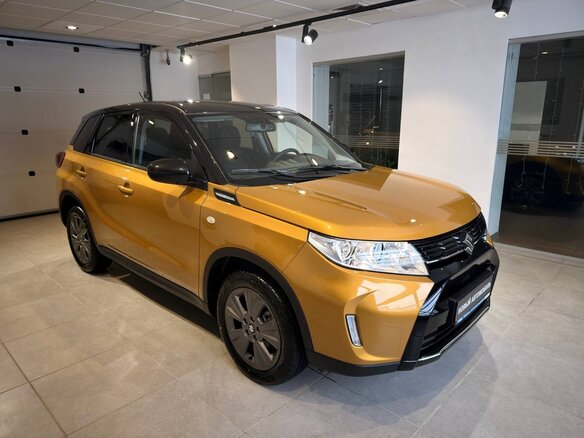 2025 Suzuki Vitara MHEV II Рестайлинг 2, золотистый, 3499000 рублей - вид 2