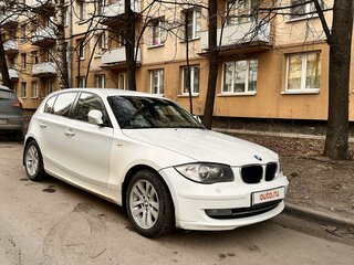 2011 BMW 1 серии 116i I (E81/E82/E87/E88) Рестайлинг, белый, 700000 рублей, вид 2