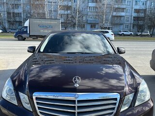 2011 Mercedes-Benz E-Класс 200 7G-Tronic IV (W212, S212, C207), коричневый, 1900000 рублей, вид 2