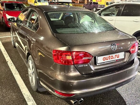 2012 Volkswagen Jetta VI, коричневый, 750000 рублей