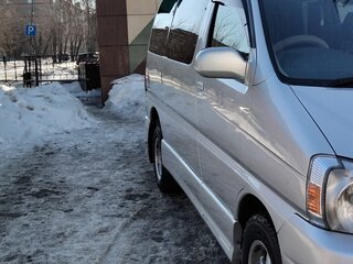 2000 Toyota Regius I Рестайлинг, серый, 1350000 рублей, вид 3