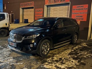 2019 Kia Sorento III Prime Рестайлинг, чёрный, 3000000 рублей, вид 3