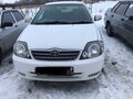 2001 Toyota Corolla Fielder IX (E120, E130), белый, 590000 рублей - вид 1