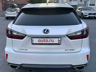 2019 Lexus RX 300 IV Рестайлинг, белый, 5850000 рублей, вид 2