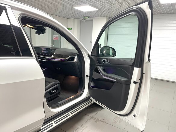 2023 BMW X5 40i IV (G05/G18) Рестайлинг, белый, 14300000 рублей - вид 20