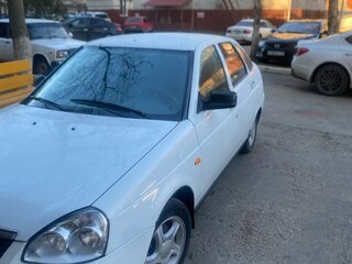 2010 Lada (ВАЗ) Priora I, белый, 390000 рублей, вид 1