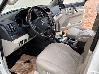 2019 Mitsubishi Pajero IV Рестайлинг 2, белый, 3800000 рублей, вид 5