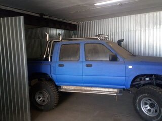 1992 Toyota Hilux V, синий, 2100000 рублей, вид 4
