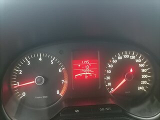2014 Volkswagen Polo V, серебристый, 700000 рублей, вид 4