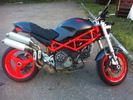 2006 Ducati Monster S2R, пурпурный, 445000 рублей, вид 4