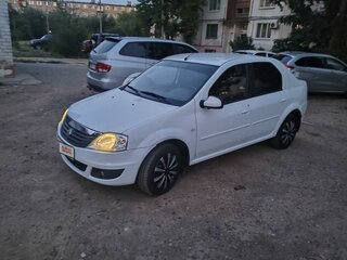 2011 Renault Logan I Рестайлинг, белый, 570000 рублей, вид 2
