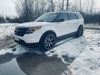 2013 Ford Explorer Sport V, белый, 2100000 рублей, вид 2