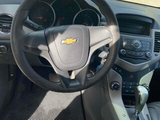 2012 Chevrolet Cruze I Рестайлинг, чёрный, 825000 рублей, вид 5
