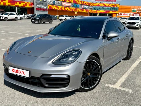 2018 Porsche Panamera 4S II, серебристый, 5690000 рублей, вид 3