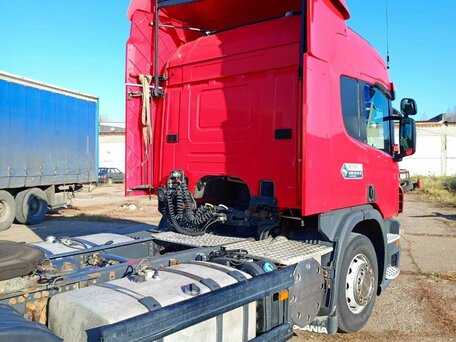 2014 Scania P-series, красный, 3200000 рублей, вид 4