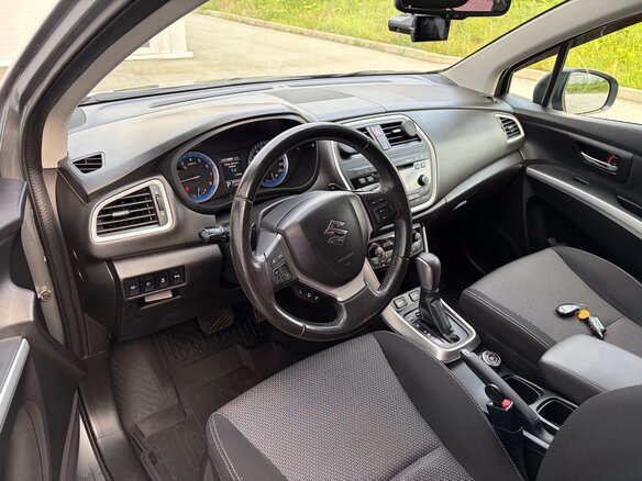 2014 Suzuki SX4 II (S-Cross), чёрный, 1240000 рублей - вид 9
