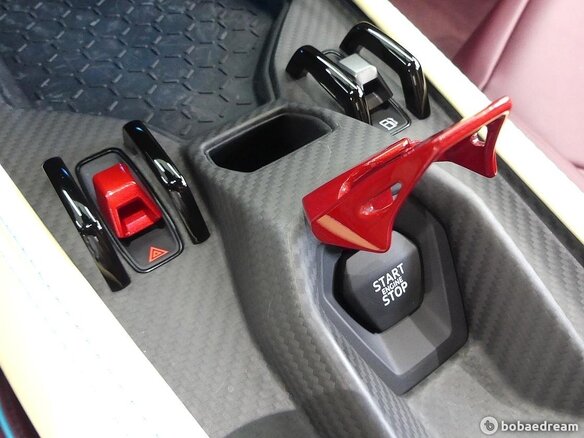 2026 Lamborghini Revuelto, фиолетовый, 70030480 рублей - вид 15