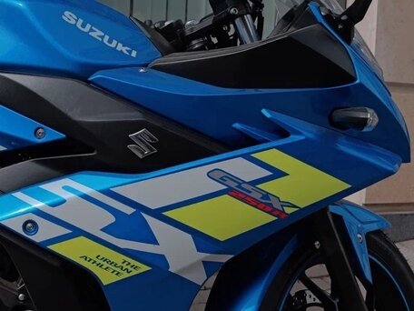 2023 Suzuki GSX-R 250, синий, 329000 рублей, вид 3