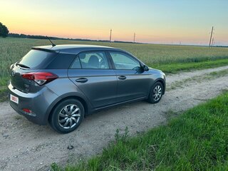 2015 Hyundai i20 II, серый, 693539 рублей, вид 4