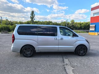 2007 Hyundai Grand Starex I, серый, 1600000 рублей, вид 5