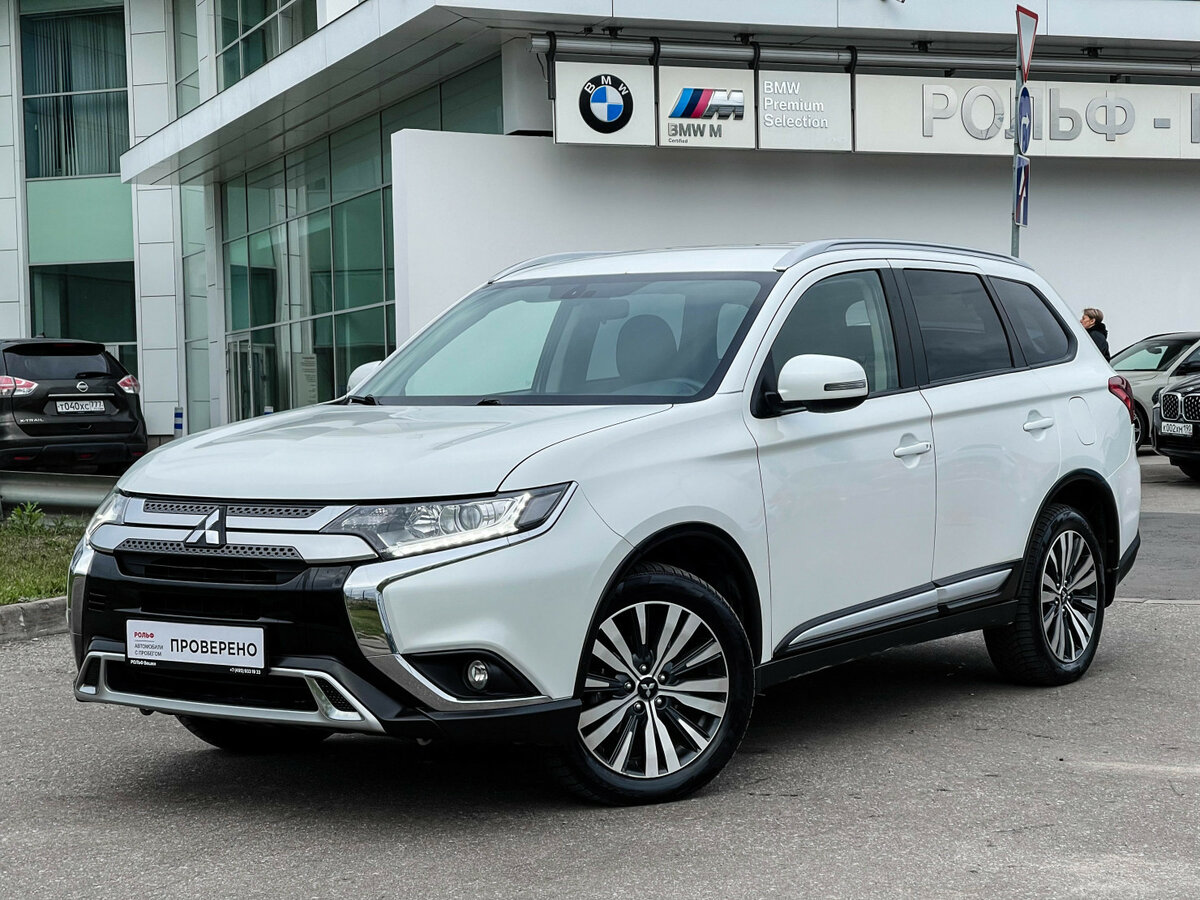 Открыть фотографии: Mitsubishi Outlander III Рестайлинг 3