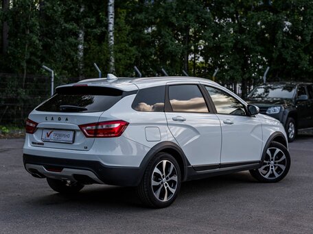 2018 Lada (ВАЗ) Vesta SW I, белый, 906000 рублей, вид 2