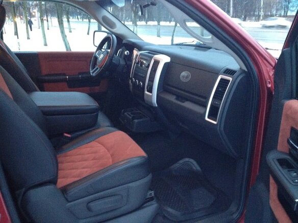2010 Dodge RAM IV (DS/DJ), красный - вид 2