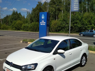 2011 Volkswagen Polo V, белый, 620000 рублей, вид 1