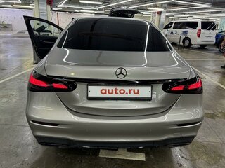 2020 Mercedes-Benz E-Класс 200 V (W213, S213, C238) Рестайлинг, серый, 4990000 рублей, вид 3