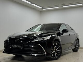 2021 Toyota Camry VIII (XV70) Рестайлинг, чёрный, 3470000 рублей, вид 1