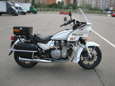 1998 Kawasaki KZ 1000, белый, 1200000 рублей, вид 3