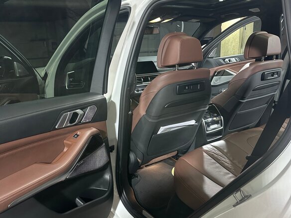 2019 BMW X5 30d IV (G05/G18), белый, 7990000 рублей - вид 15