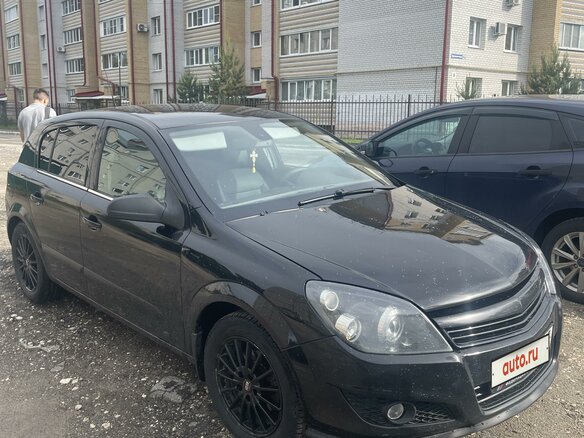 2009 Opel Astra H Рестайлинг, чёрный, 480000 рублей - вид 2