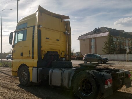 2008 MAN TGX, жёлтый, 2500000 рублей, вид 4