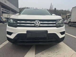2021 Volkswagen Tharu I, белый, 1740000 рублей, вид 2