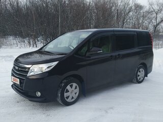 2015 Toyota Noah III (R80), фиолетовый, 1750000 рублей, вид 1