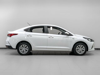 2022 Hyundai Solaris II Рестайлинг, белый, 1585000 рублей, вид 3