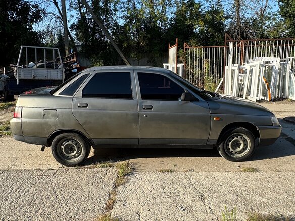 2000 Lada (ВАЗ) 2110, серебристый, 130000 рублей - вид 1