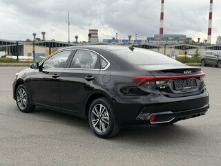 2026 Kia K3 II (China Market) Рестайлинг, чёрный, 2750000 рублей, вид 4