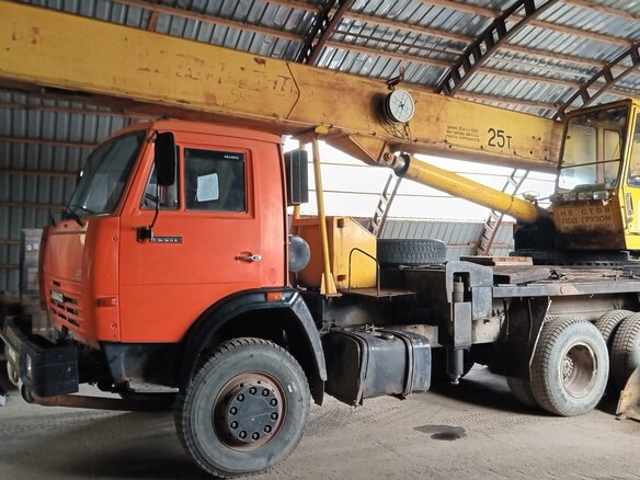 2008 КамАЗ 43118, оранжевый, 3700000 рублей - вид 1