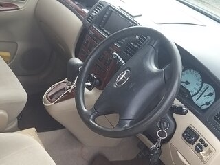 2001 Toyota Corolla Spacio II, белый, 550000 рублей, вид 5