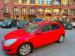 2008 Opel Astra H Рестайлинг, красный, 400000 рублей, вид 3