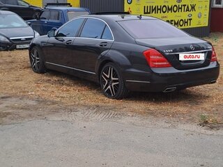 2010 Mercedes-Benz S-Класс 500 Long V (W221) Рестайлинг, чёрный, 2250000 рублей, вид 2