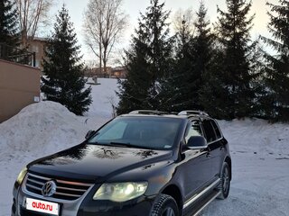 2008 Volkswagen Touareg I Рестайлинг, чёрный, 1750000 рублей, вид 1