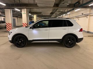 2019 Volkswagen Tiguan II, белый, 2999000 рублей, вид 5