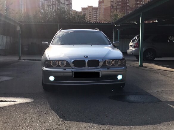 2002 BMW 5 серии 520i IV (E39) Рестайлинг, серебристый - вид 2