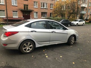 2012 Hyundai Solaris I, серебристый, 630000 рублей, вид 2