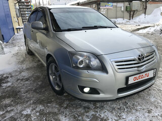 2008 Toyota Avensis II Рестайлинг, серебристый, 950000 рублей, вид 2