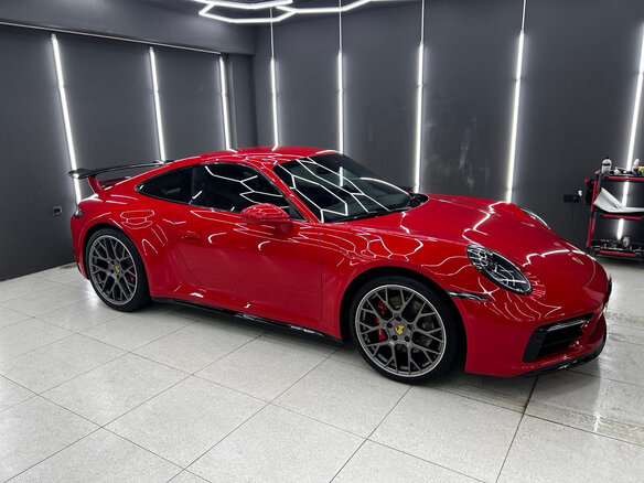 2021 Porsche 911 Carrera 4S VIII (992), красный, 17900000 рублей - вид 5